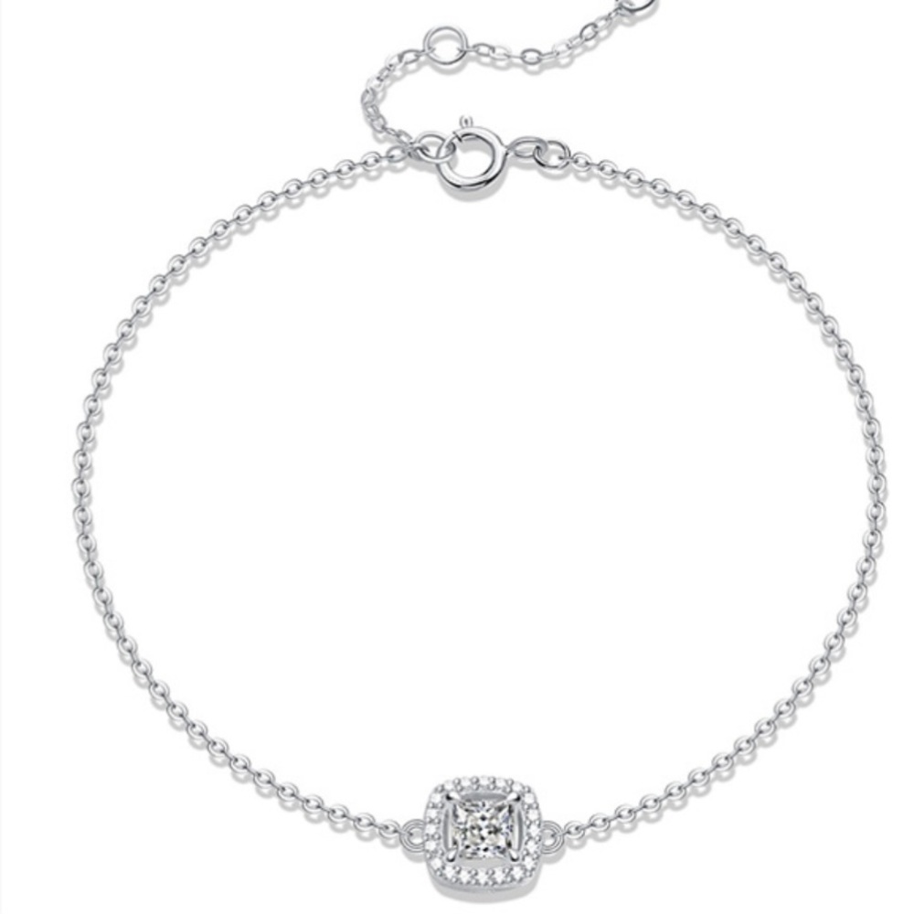 Moissanite certified Bracelet comes with paperwork and registration